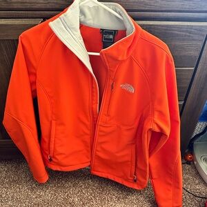 Women’s North Face jacket